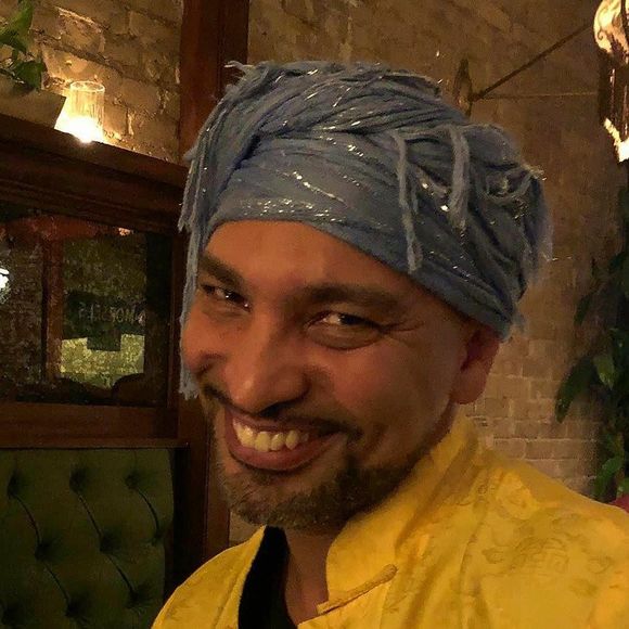 Meet your Posher, Richard - Picture 1 of 1